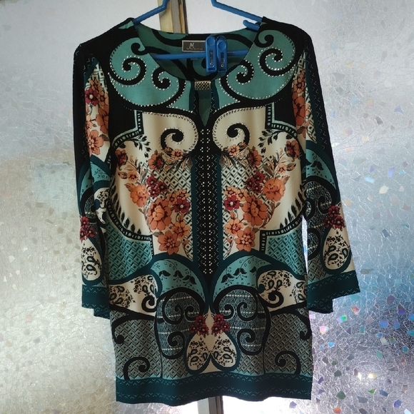 JM Collection Tops - Floral Patterned Tunic Top
